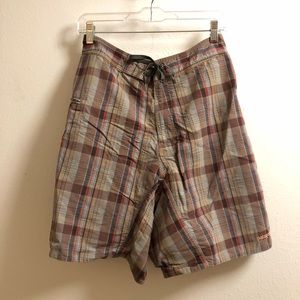 Patagonia Plaid Wavefarer Board Shorts Size 32